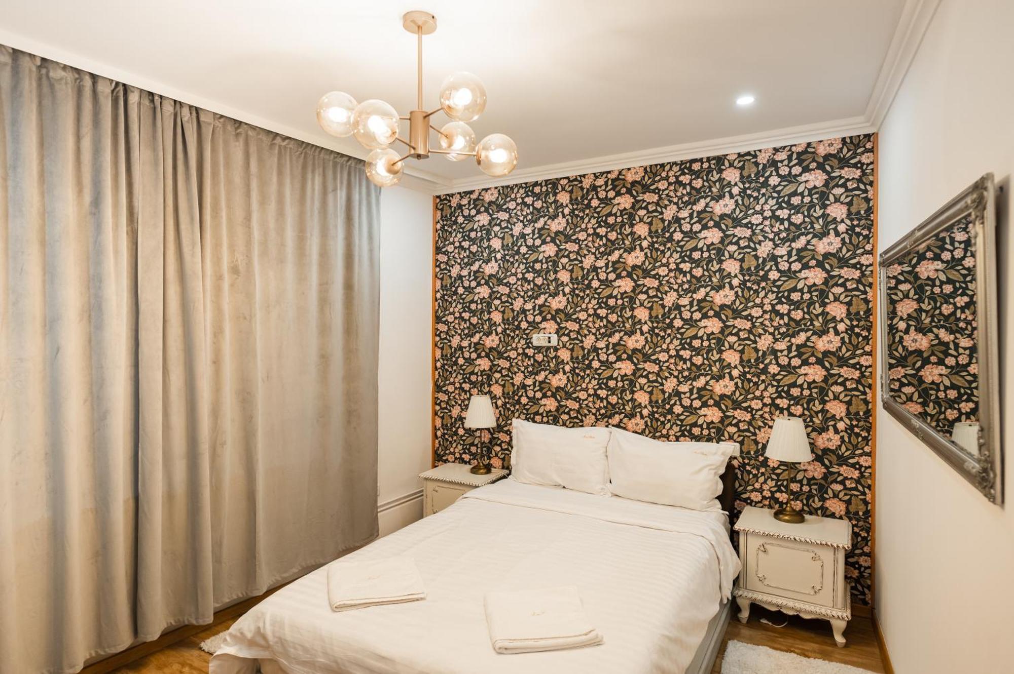 Apollonia Estate Old Town Big And Luxurious Apartamento Braşov Exterior foto